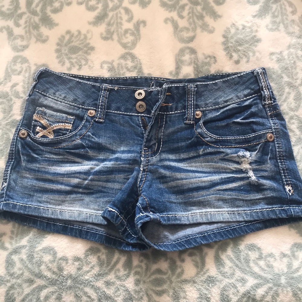 Size 3 Amethyst Shorts